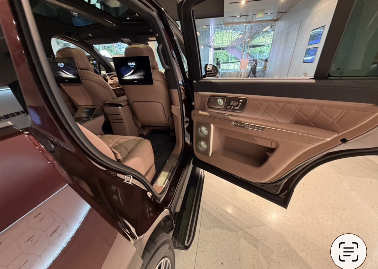 NIO ES9